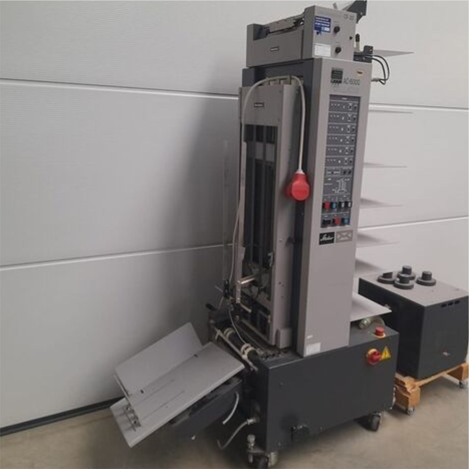 HORIZON AC-6000 COLLATOR